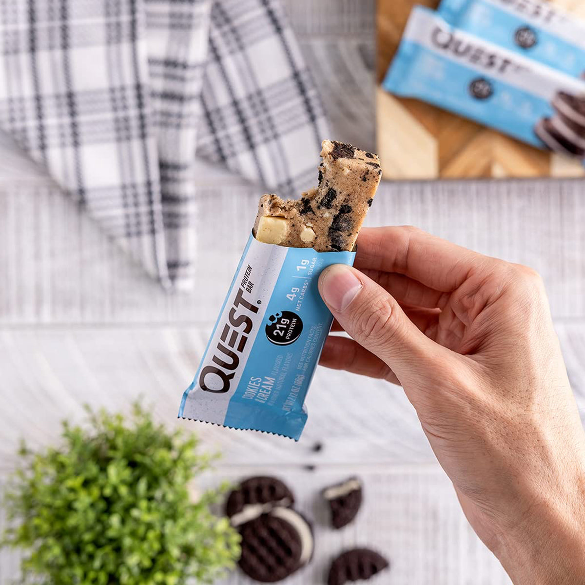 Quest Nutrition Protein Bars - High Protein Low Carb (12 Count) - Cookies & Cream